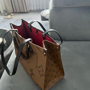 LV brown bag, great condition, dust bag is included
